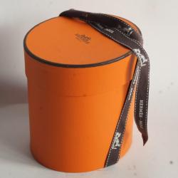 HERMES Boite carton orange 20,5x17,5x10cm Samarcande