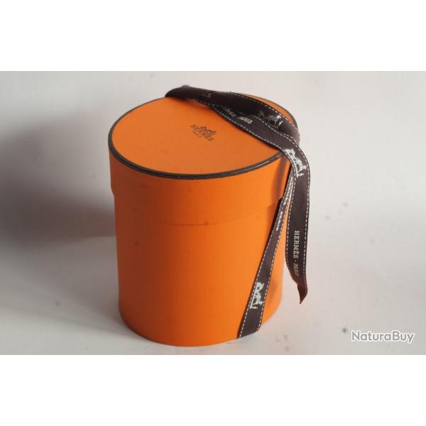 HERMES Boite carton orange 20,5x17,5x10cm Samarcande