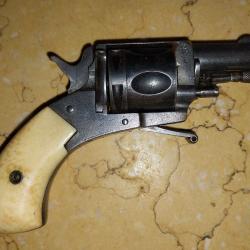 Revolver bulldog calibre 7mm