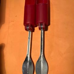 2  support canne pliant  rouge p&ecirc;che carnassier