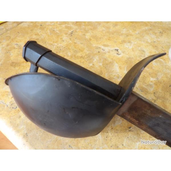 sabre d'abordage de bord mod 1833 marine marin ancres grav�es cuill�re � pot de la "  La royale"