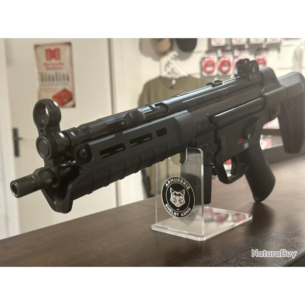 HK SP5 �quip� crosse et garde-main Magpul