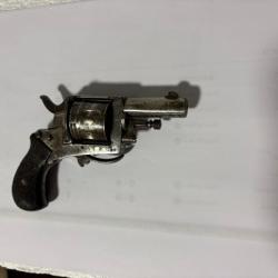 REVOLVER TYPE VELODOG BELGE CALIBRE 320 SIMPLE ACTION