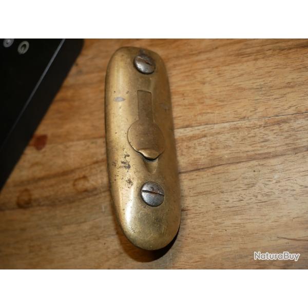 Plaque de couche en laiton avec ses vis de LEE ENFIELD n�1 MK3 dit "nez de cochon"