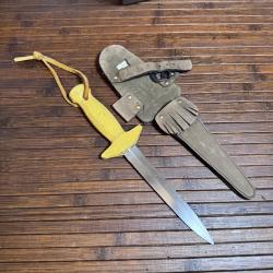 COUTEAU POIGNARD FRAN&Ccedil;AIS L'ESPADON TARZAN PARAS INOX MOD&Egrave;LE D&Eacute;POS&Eacute;