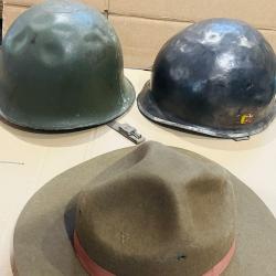 Lot vintage 2 casques acier M51 France Belgique + chapeau Mil-Tec