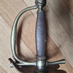 &Eacute;P&Eacute;E D'UNIFORME D'OFFICIER, R&Eacute;VOLUTION