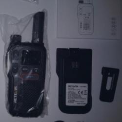 Lot 1 talkies walkies &eacute;tat neuf RETEVIS RB618 PMR446