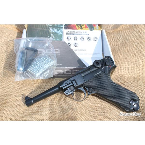 Luger P08 calibre 4,5 bille acier C02 Blowback KWC
