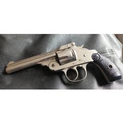 Magnifique Iver Jhonson. Calibre 38sw second model.