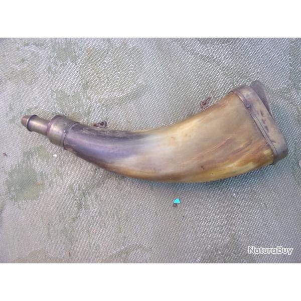 poire � poudre ancienne 23 cm