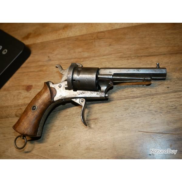 Revolver 7 mm � broche " the Guardian America"