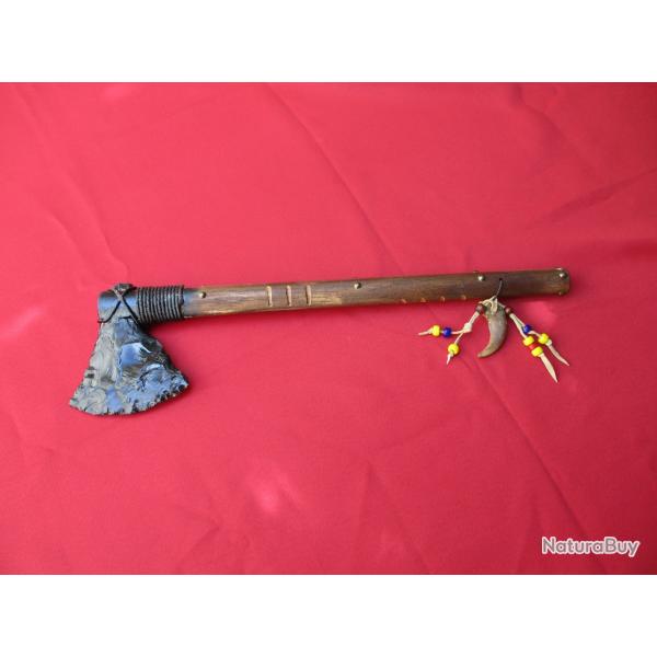 tomahawk  amerindien