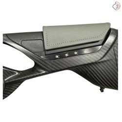 Carcasse BLASER R8 Custom carbone mat et cuir gris