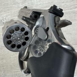 Occasion Smith & Wesson 617 4"