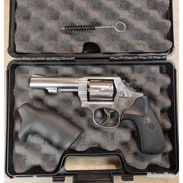 Revolver SMITH & WESSON mod. 64 - Cal .38 Special - 4" + Mallette (Occasion)