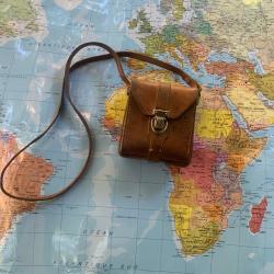 Boussole Universelle, instrument de travail des prospecteurs, des ing&eacute;nieurs et _des g&eacute;ologues._Bou