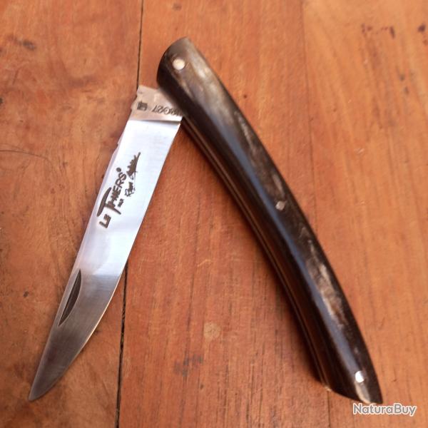 Joli Couteau R�gional THIERS par ROGER ORF�VRE  Manche en Corne