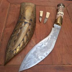 Joli Couteau KUUKRI Manche OS et Laiton avec Fourreau