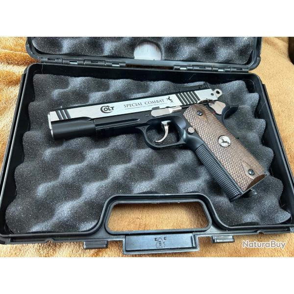 Colt 1911 sp�cial combat CO2 3j 4,5 billes quasi neuf livr� en Mallette Umarex.