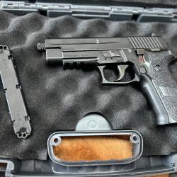 Sig SAUER P226 Navy. co2 3J quasi neuf . 2 chargeurs supp' plombs ou Bbs .mallette Sig SAUER.