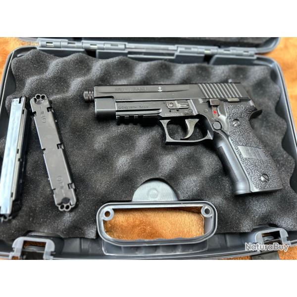 Sig SAUER P226 Navy. co2 3J quasi neuf . 2 chargeurs supp' plombs ou Bbs .mallette Sig SAUER.