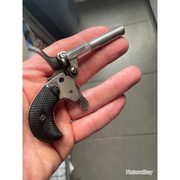 Pistolet de cycliste 6mm Flobert. Vente libre. Cat�gorie D