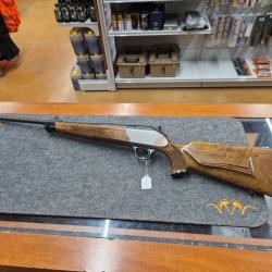Blaser R8 bois Grade 3 calibre 300 win mag filet&eacute;!