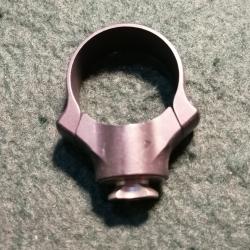 Collier pour montage pivotant.