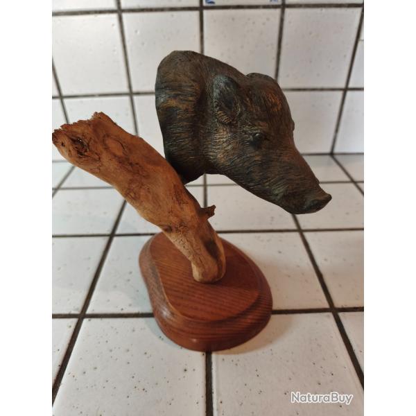 Sculpture T�te de sanglier en bois