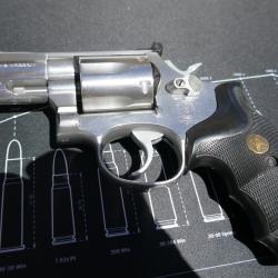 Revolver Smith & Wesson 686-3 2,5 pouces