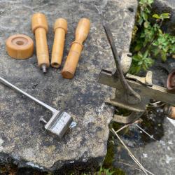 Lot: Sertisseur, doseur et outils rechargement cal.16.