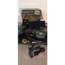 Casque EArmor M32 avec adaptateur pour rail
