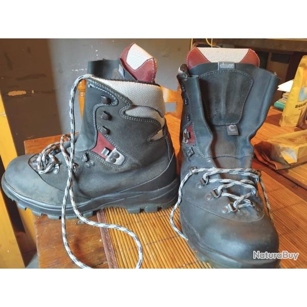 Chaussures s�curit� Stuco montantes taille 43 Comme Neuves