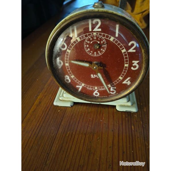 R�veil Vintage SMIfabrication fran�aise fonction horloge et r�veil OK