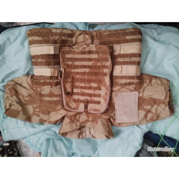 Gilet lourd taille XL modulable colle haut manche courte comme neuf porte plaque avant-arri�re.