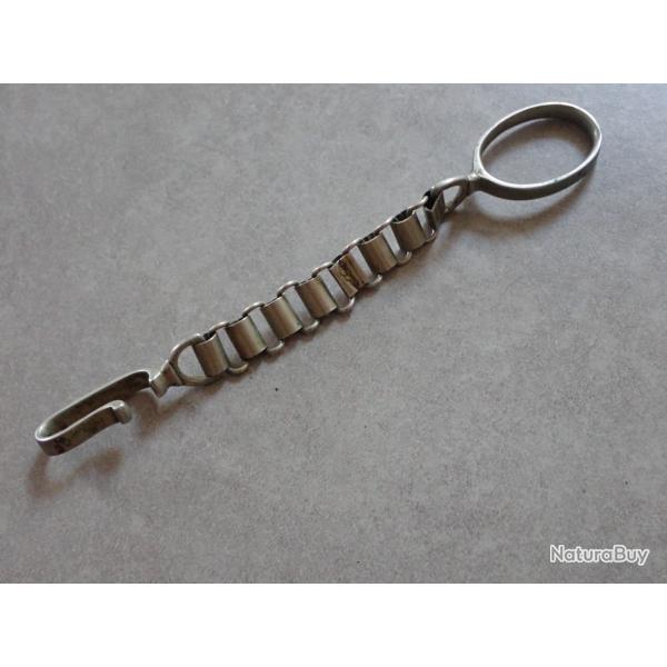 Chainette, b�li�re de sabre. A identifier