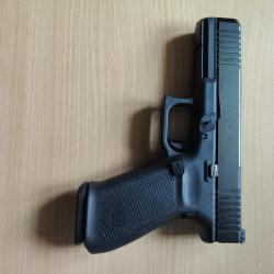 Vends glock mod&egrave;le 21 gen 5 moss calibre 45 achet&eacute; neuf le 12- 07- 2023.