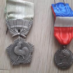 Lot de 2 medailles