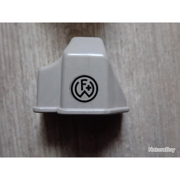 Capuchon de protection pour dioptre suisse K31 - Iris � 6 trous