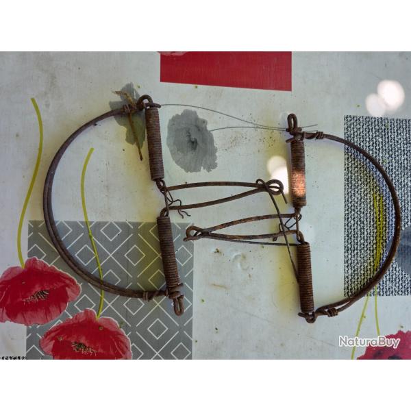 PAIRE DE PI�GES ANCIENS - DIAM 20CM