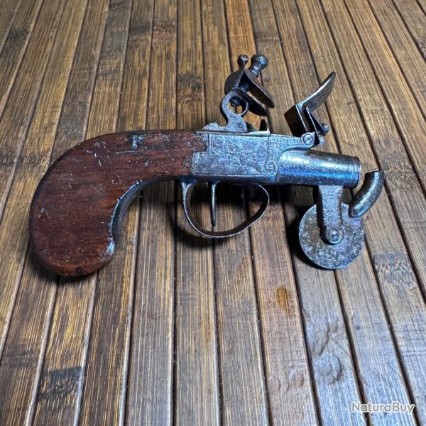 RARE PISTOLET �PROUVETTE � SILEX.