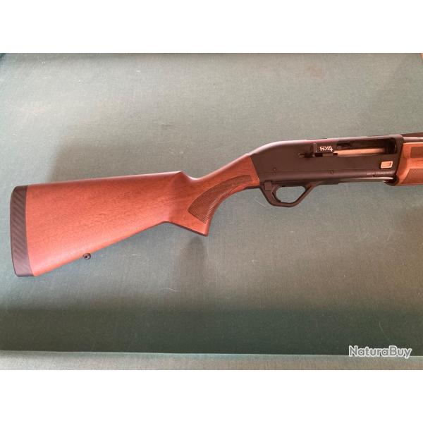 WINCHESTER SX4 � L'�TAT NEUF, ACHET� EN ARMURERIE IL Y A 2 MOIS. 3 Kg160 . 3 Chokes Invector Plus