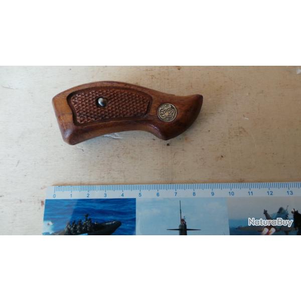 PLAQUETTES BOIS POUR SMITH ET WESSON CARCASSE "J"