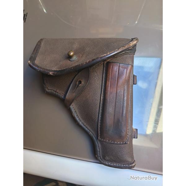 �tui revolver