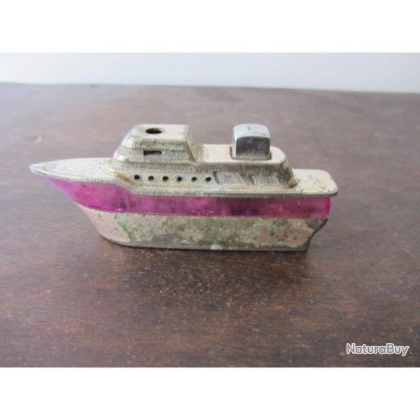 Briquet � gaz paquebot ann�es 70