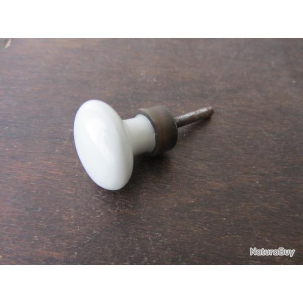 Bouton de tiroir en porcelaine et laiton 1970