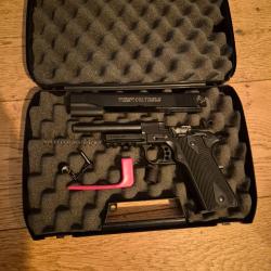 Affaire a saisir pour jeune tireur ou tireur d&eacute;butant ! superbe Colt Rail Gun .22 LR - en super etat