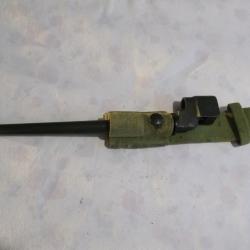 Vends v&eacute;ritable ba&iuml;onnette Anglaise num&eacute;ro 4 pour fusil MK2 avec son fourreau .
