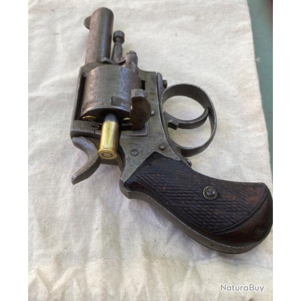 Revolver type British Bulldogs 320